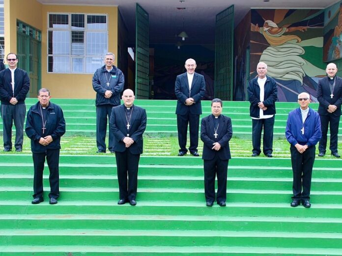 Obispos Costa Rica gestación