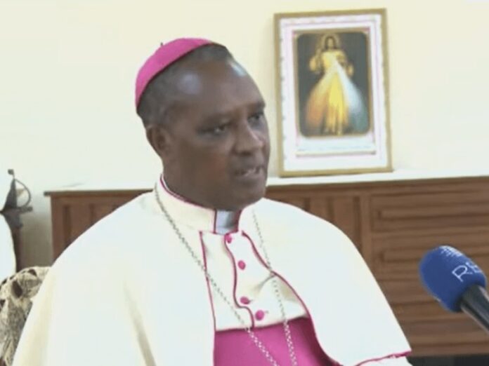 Nuevo cardenal África Papa no puede