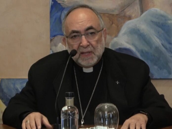 Arzobispo de Oviedo medidas de atrincheramiento