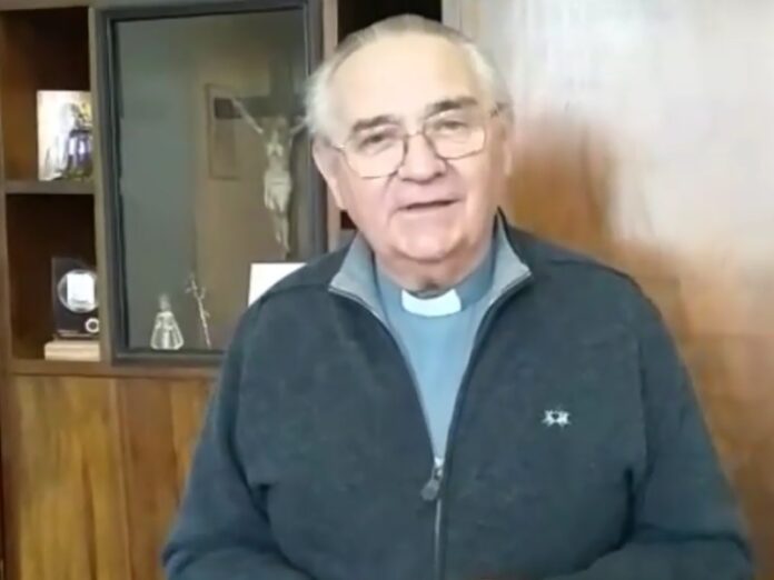 Obispo Luis Fernández exhorta a vivir