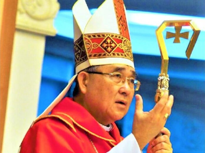 Fallece el cardenal Cornelius Sim