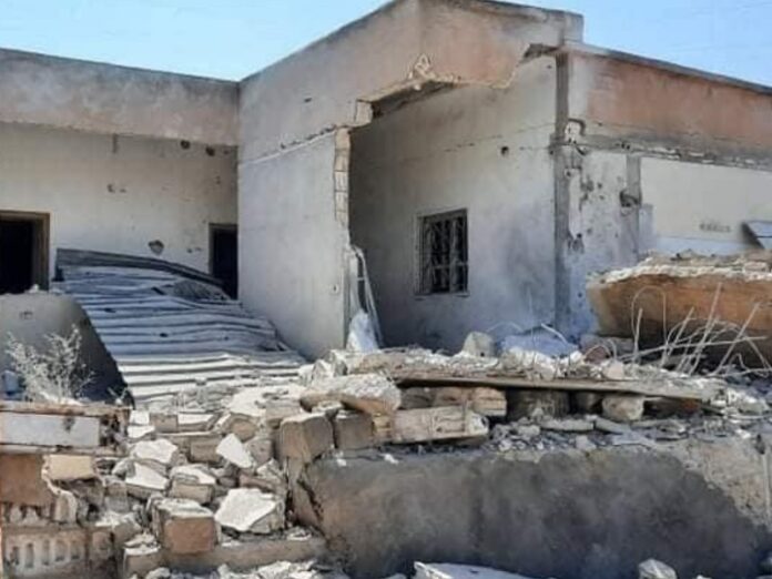 Bombardeos turcos destruyen aldea