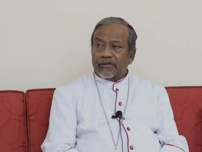 Arzobispo de India: «¿Por qué el gobierno