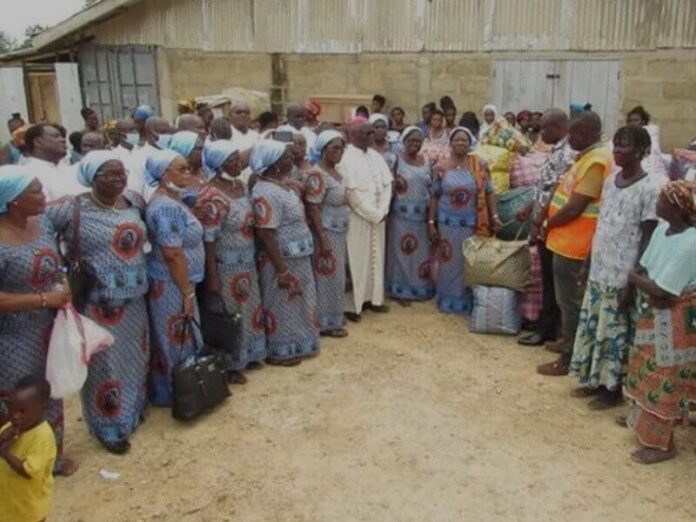 Católicas de Ghana asisten a damnificados