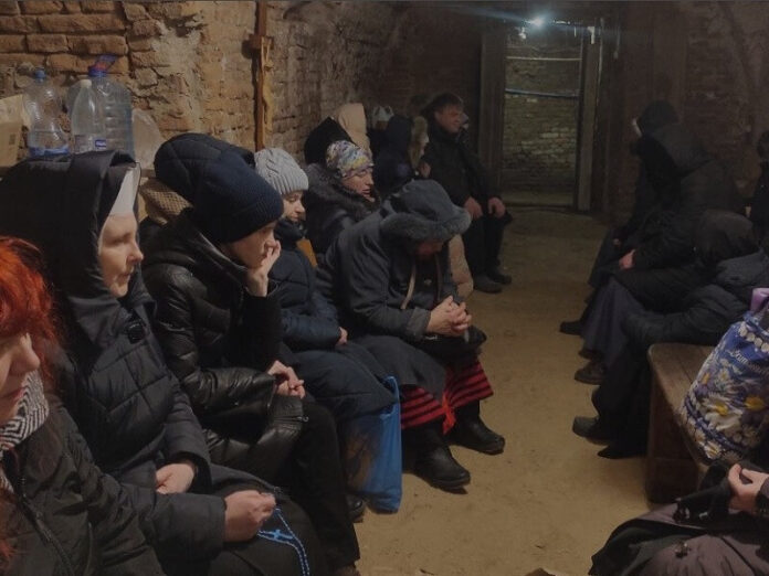 Religiosas en Ucrania continúan con la atención