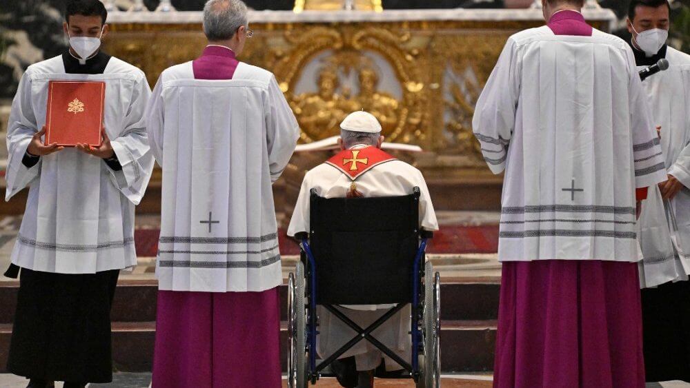 Celebran Misa exequial por cardenal Sodano