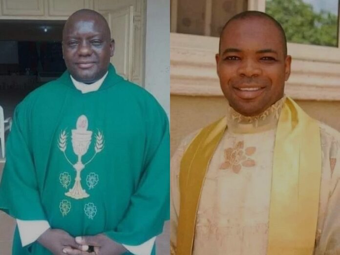 Asesinan a 2 sacerdotes en ataques