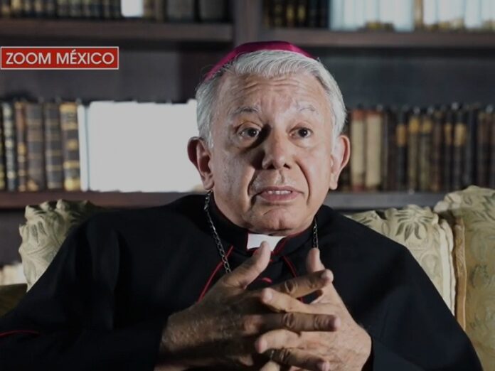 Obispo de México invita a familias