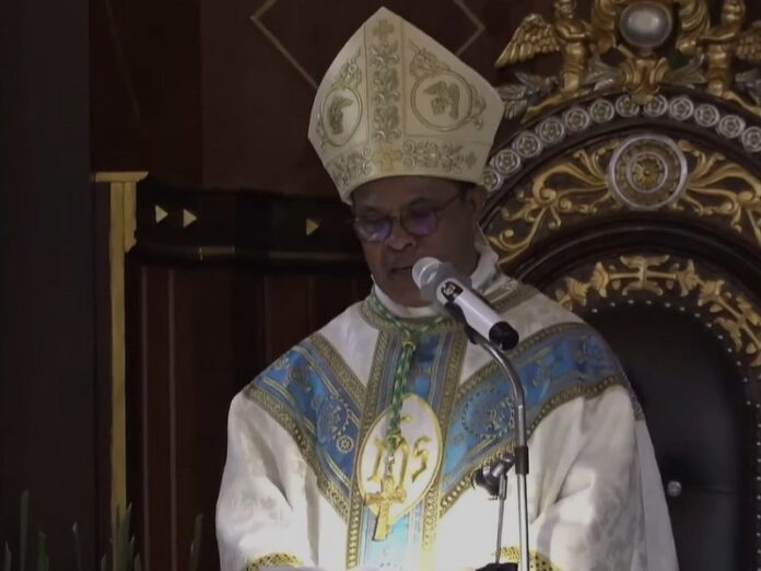 Obispo de Indonesia denuncia oposición