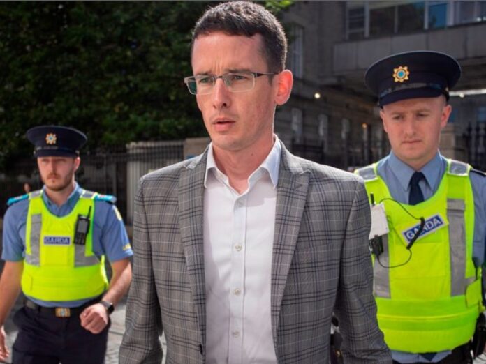 Encarcelan a profesor cristiano en Irlanda
