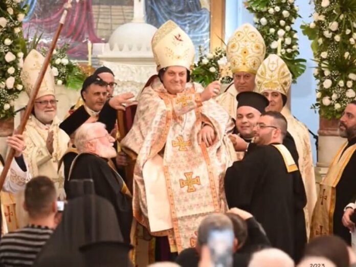Consagran arzobispo al padre Mourad