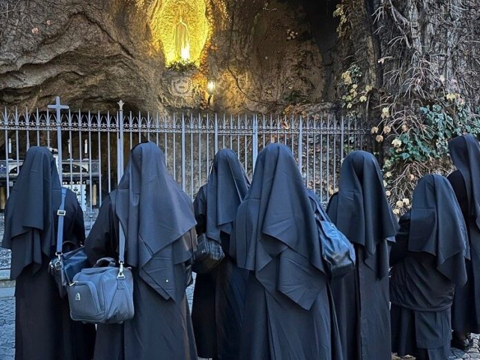 Benedictinas argentinas ya se encuentran
